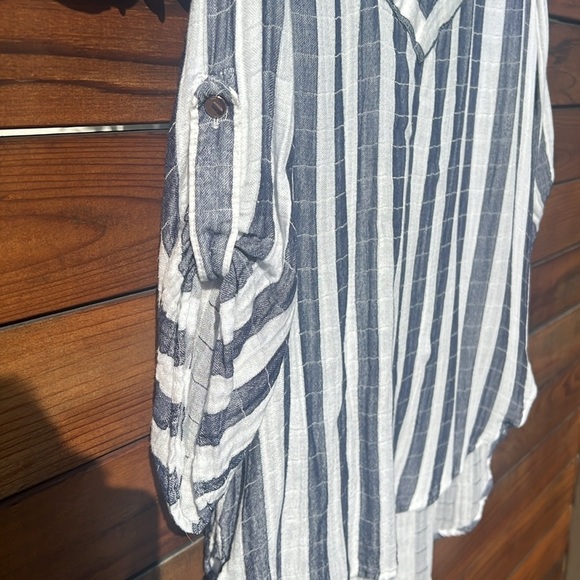 Stripes Flowy Blouse - Picture 3 of 7